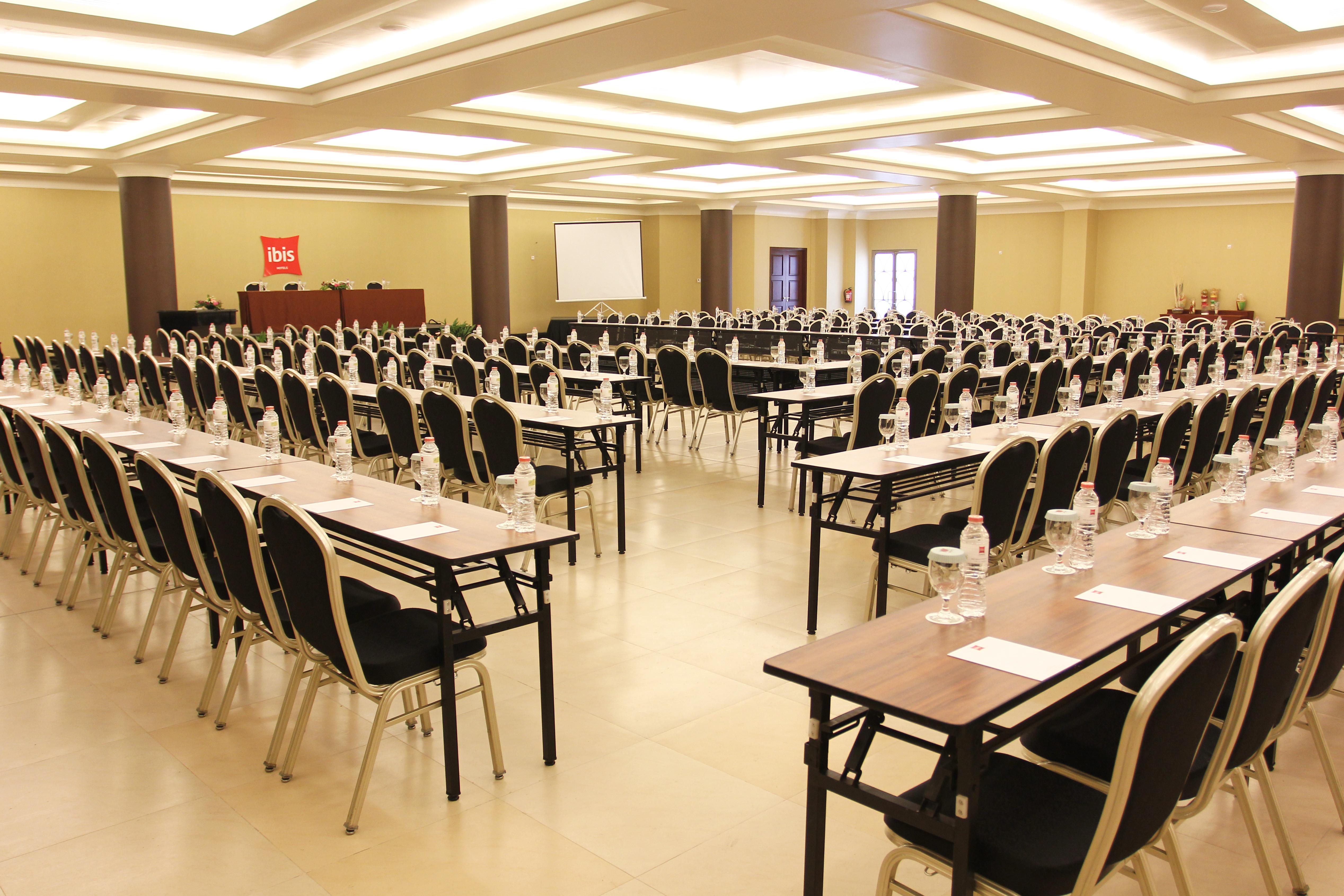 Ibis Bandung Trans Studio Exterior foto