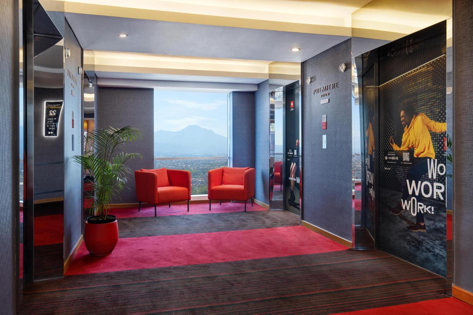 Ibis Bandung Trans Studio Exterior foto