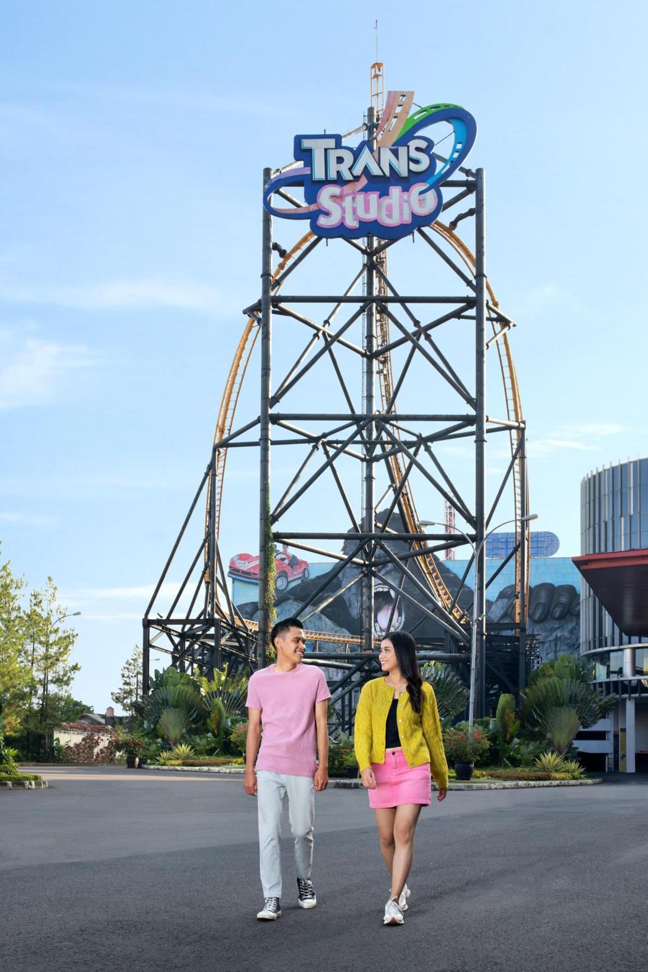 Ibis Bandung Trans Studio Exterior foto
